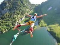 FB体育娱乐-生死战中的苏格兰高地风暴，福登一锤定音，皇马绝境逢生