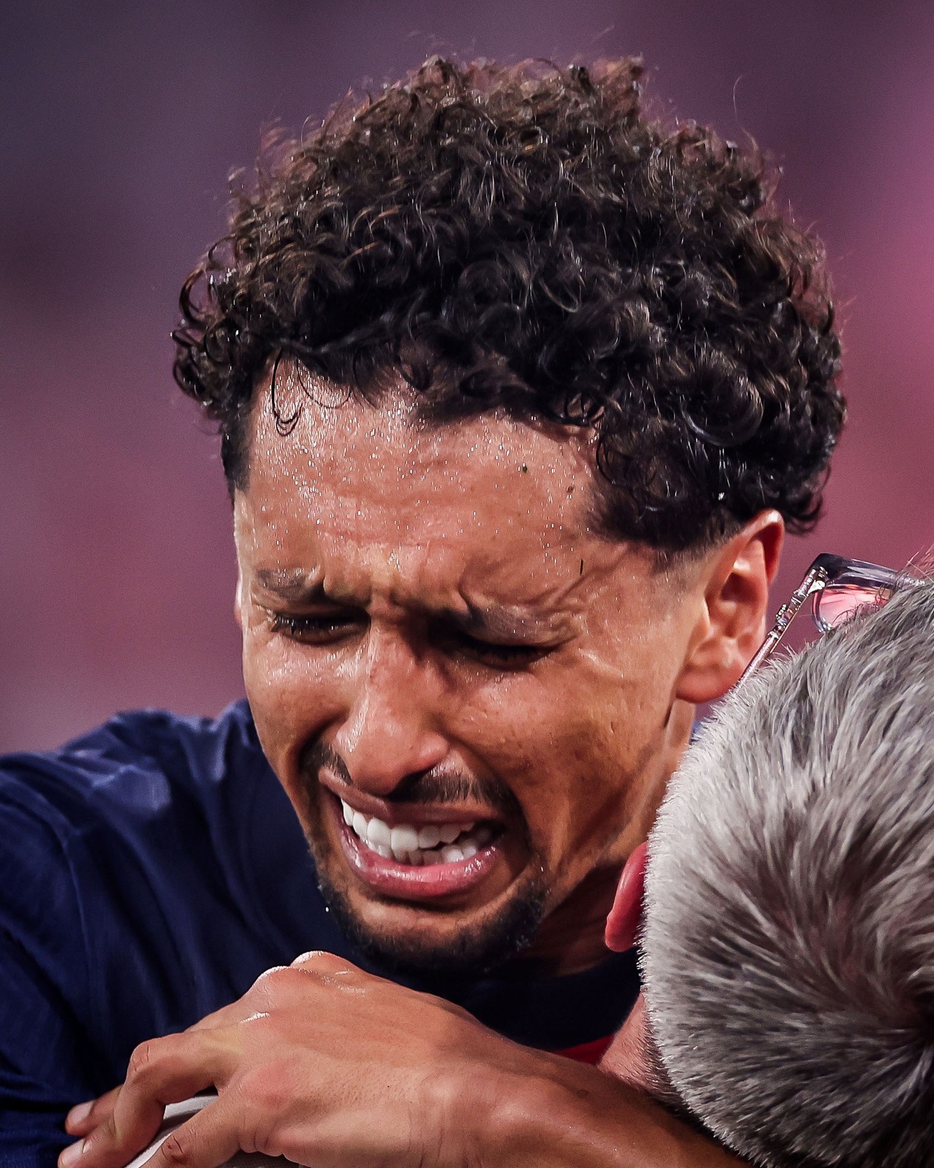 马赛队主场失利球员深夜训练备战下场的简单介绍