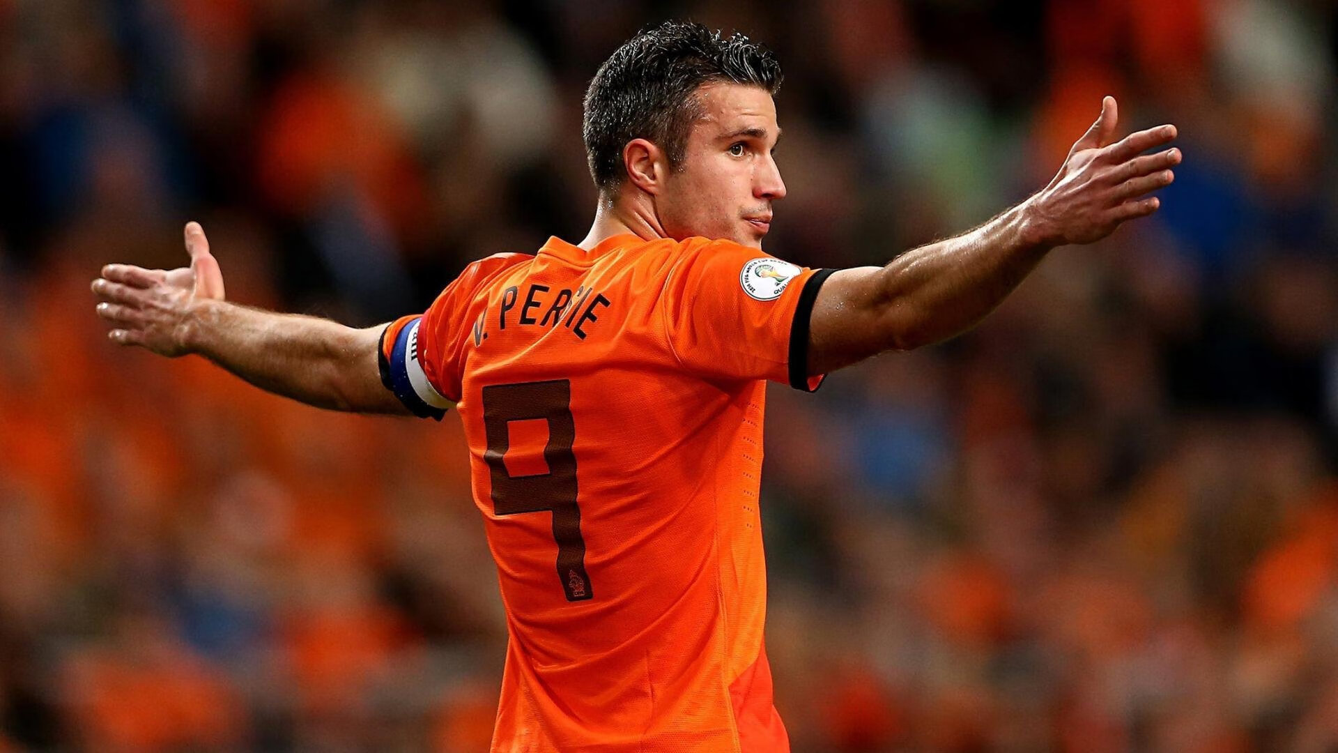 若日尼奥的指挥艺术,当洪都拉斯与尼日利亚的碰撞,被一双意大利之手悄然定调